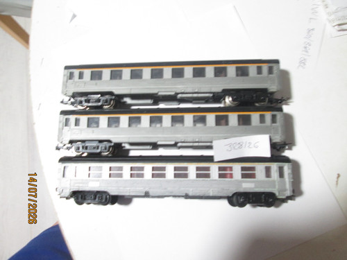 328 trois anciens - trois,